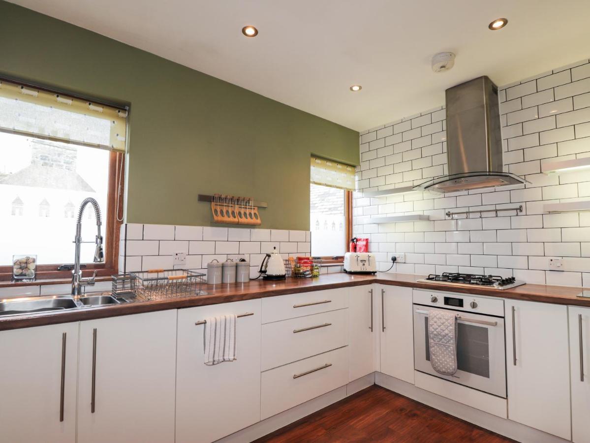 2 Seafield Place Портсой Экстерьер фото