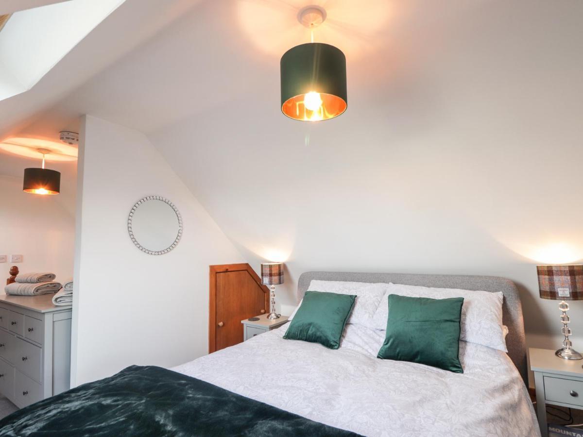 2 Seafield Place Портсой Экстерьер фото