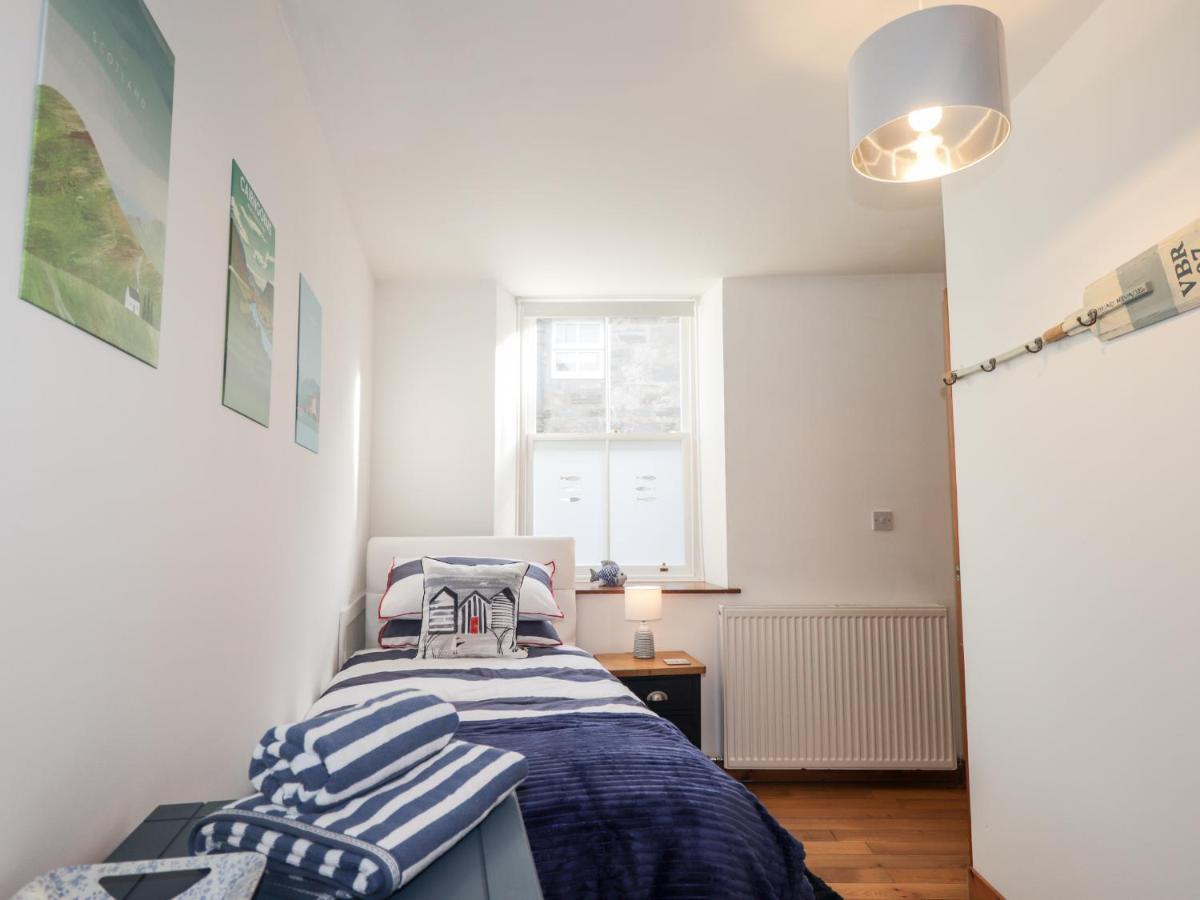 2 Seafield Place Портсой Экстерьер фото