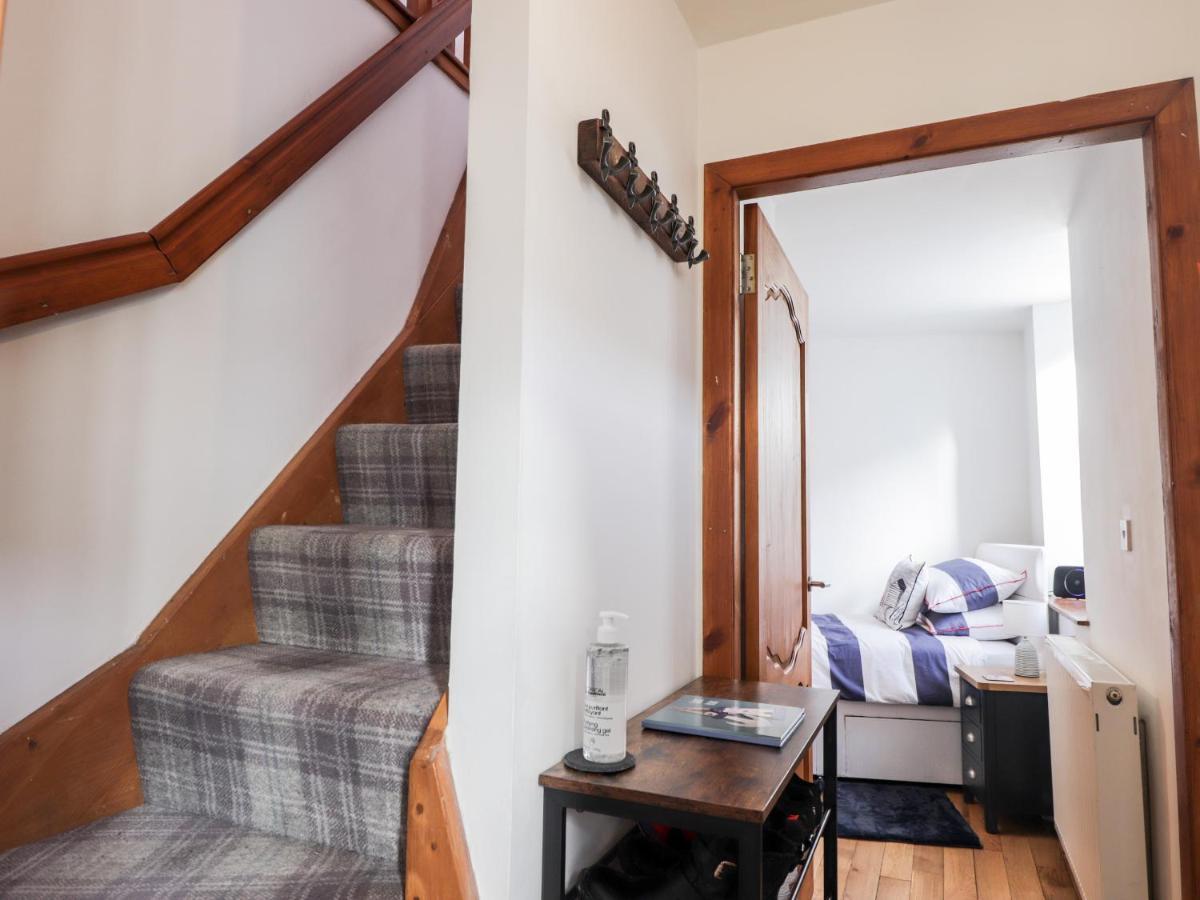 2 Seafield Place Портсой Экстерьер фото